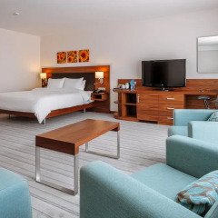 Гостиница Hilton Garden Inn Краснодар (Хилтон Гарден Инн Краснодар) 4* Улучшенный номер с различными типами кроватей