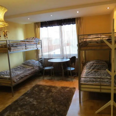 Отель The Lotus Guest House Кровать в общем номере с двухъярусной кроватью