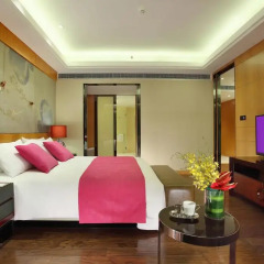 Отель Crowne Plaza Chengdu West Улучшенный номер с различными типами кроватей фото 3