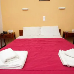 Evans Hotel в номере