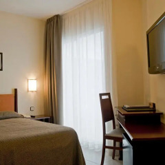 Hotel Bernat II 4* Стандартный номер двуспальная кровать
