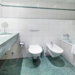 Chesa Surlej Hotel 3* Номер категории Эконом с различными типами кроватей фото 10