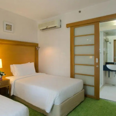 Отель At Ease Saladaeng 4* Номер Делюкс фото 6