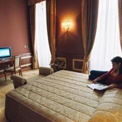 Hotel Livingston 4* Стандартный номер фото 8