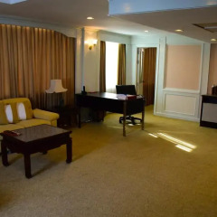 Отель Ramada Plaza by Wyndham Bangkok Menam Riverside 5* Люкс повышенной комфортности с различными типами кроватей фото 6