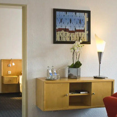 GHOTEL hotel & living Hannover 3* Люкс с различными типами кроватей фото 5