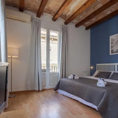Апартаменты Habitat Apartments Beach Studio Барселона комната для гостей фото 4