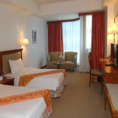Tai-Pan Hotel 3* Улучшенный номер с различными типами кроватей фото 4