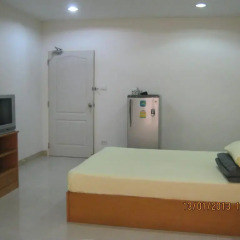 Отель Tongtip Place 3* Апартаменты с различными типами кроватей фото 3