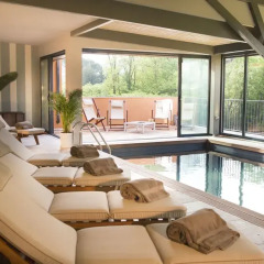 Hotel-Spa Le Saint Cirq бассейн