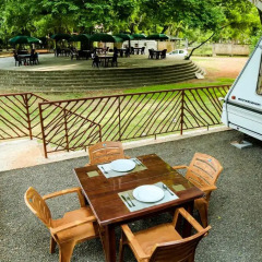 Отель Malwathu Oya Caravan Park питание