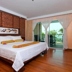 Отель The Bliss South Beach Patong 4* Улучшенный номер фото 4