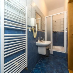 Hostel Mango Кровать в общем номере с двухъярусной кроватью фото 2