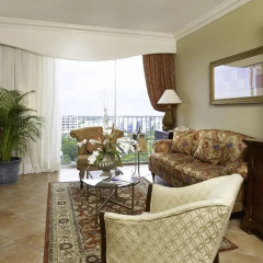 The Courtleigh Hotel and Suites 4* Номер Делюкс с различными типами кроватей фото 3