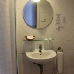 Отель Hostal Center Inn 2* Стандартный номер фото 24