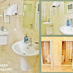 Отель Red Fox Guesthouse Номер Эконом с различными типами кроватей