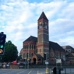 Отель Premier Inn Watford Central