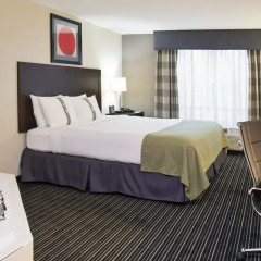 Отель Holiday Inn Columbus - Hilliard 3* Стандартный номер фото 2
