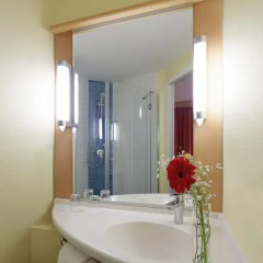 Ibis Izmir Alsancak 3* Стандартный номер с различными типами кроватей фото 4
