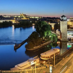 Dancing House Hotel 4* Стандартный номер фото 5