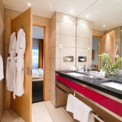 Гостиница Crowne Plaza Санкт-Петербург Аэропорт 4* Стандартный номер с двуспальной кроватью фото 12