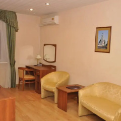 Hotel Lyuks 3* Стандартный номер с разными типами кроватей фото 3
