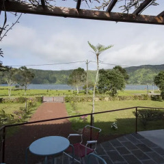 Отель Lake View House Понта-Делгада балкон