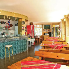 Отель Boston Guest House and Apartment Болгария, Равда - отзывы, цены и фото номеров - забронировать отель Boston Guest House and Apartment онлайн гостиничный бар