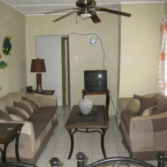 Отель Pineapple Hill Sea View Cottage Порт Антонио комната для гостей фото 2