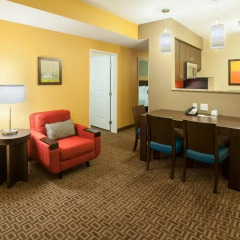 Отель Towneplace Suites Minneapolis Mall Of America 3* Люкс