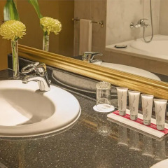 Отель Le Meridien Abu Dhabi 4* Номер Делюкс фото 2