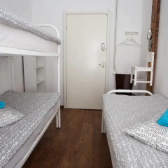 Hostel Peter and the Wolf Стандартный номер с разными типами кроватей фото 3
