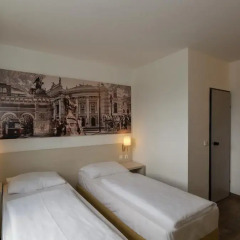 Отель Eurohotel Vienna Airport 3* Стандартный номер с 2 отдельными кроватями фото 5