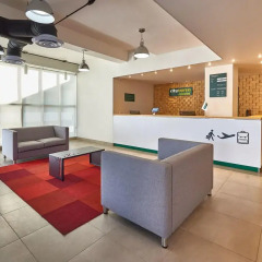 Отель City Express Junior Toluca Zona Industrial интерьер отеля