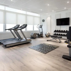 AC Hotel Paris Le Bourget Airport by Marriott фитнесс-зал