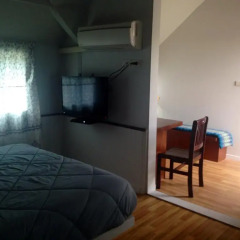 Отель De Coco House Sriracha 3* Бунгало Делюкс с различными типами кроватей фото 9