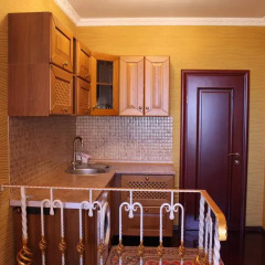 Гостиница Villa Sonyachna With Swimming Pool Вилла разные типы кроватей фото 49