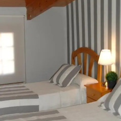 Отель Hostal Cervantes интерьер отеля фото 2