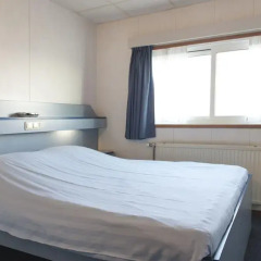 Отель Amstel Botel 3* Стандартный номер с двуспальной кроватью