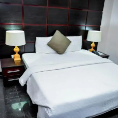 Отель Power Mike Guest House комната для гостей фото 4