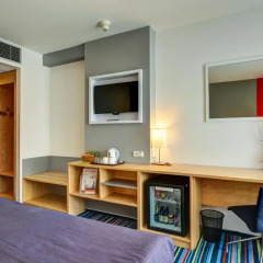 Отель Holiday Inn Prague Airport Чехия, Прага - 3 отзыва об отеле, цены и фото номеров - забронировать отель Holiday Inn Prague Airport онлайн удобства в номере