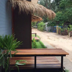 Hey beach hostel Ланта бассейн