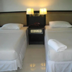 Silver Hotel Phuket 3* Стандартный номер с разными типами кроватей фото 2