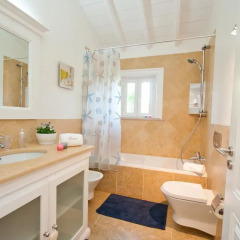 Отель Akivillas Olhos de Agua IV Португалия, Албуфейра - отзывы, цены и фото номеров - забронировать отель Akivillas Olhos de Agua IV онлайн ванная