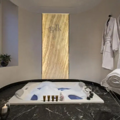 Отель GKK Exclusive Private Suites Люкс с различными типами кроватей фото 14