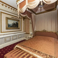 Бутик-Отель Тургенев Люкс с двуспальной кроватью