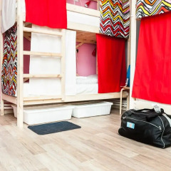 Гостиница Hostels Rus Vnukovo Кровать в женском общем номере с двухъярусными кроватями