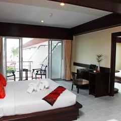 Samui First House Hotel 3* Стандартный семейный номер с различными типами кроватей фото 4