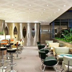 Отель Holiday Inn Lisbon Continental гостиничный бар