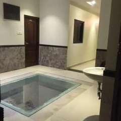 OYO 4883 Duke Hotel бассейн